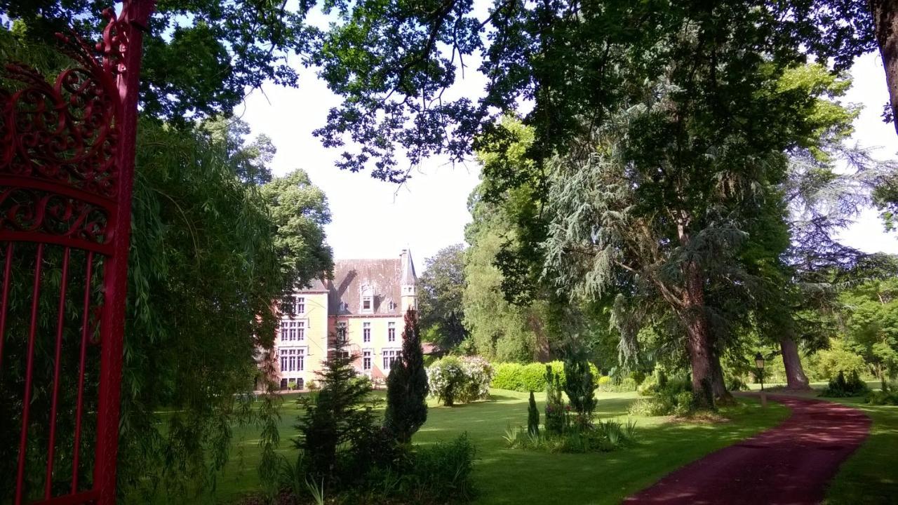 Chateau De La Vernede, La Grande Vernede Saint-Rémy-de-Chargnat 外观 照片