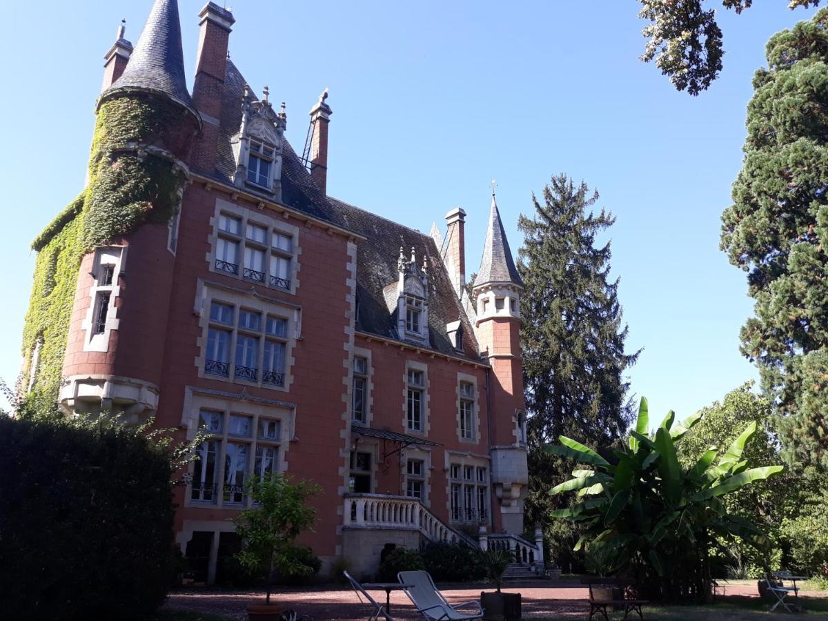 Chateau De La Vernede, La Grande Vernede Saint-Rémy-de-Chargnat 外观 照片