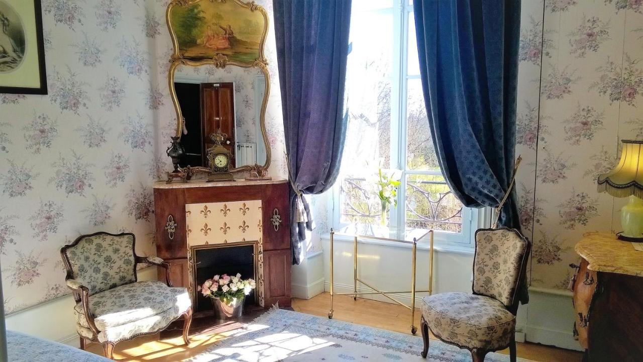 Chateau De La Vernede, La Grande Vernede Saint-Rémy-de-Chargnat 外观 照片