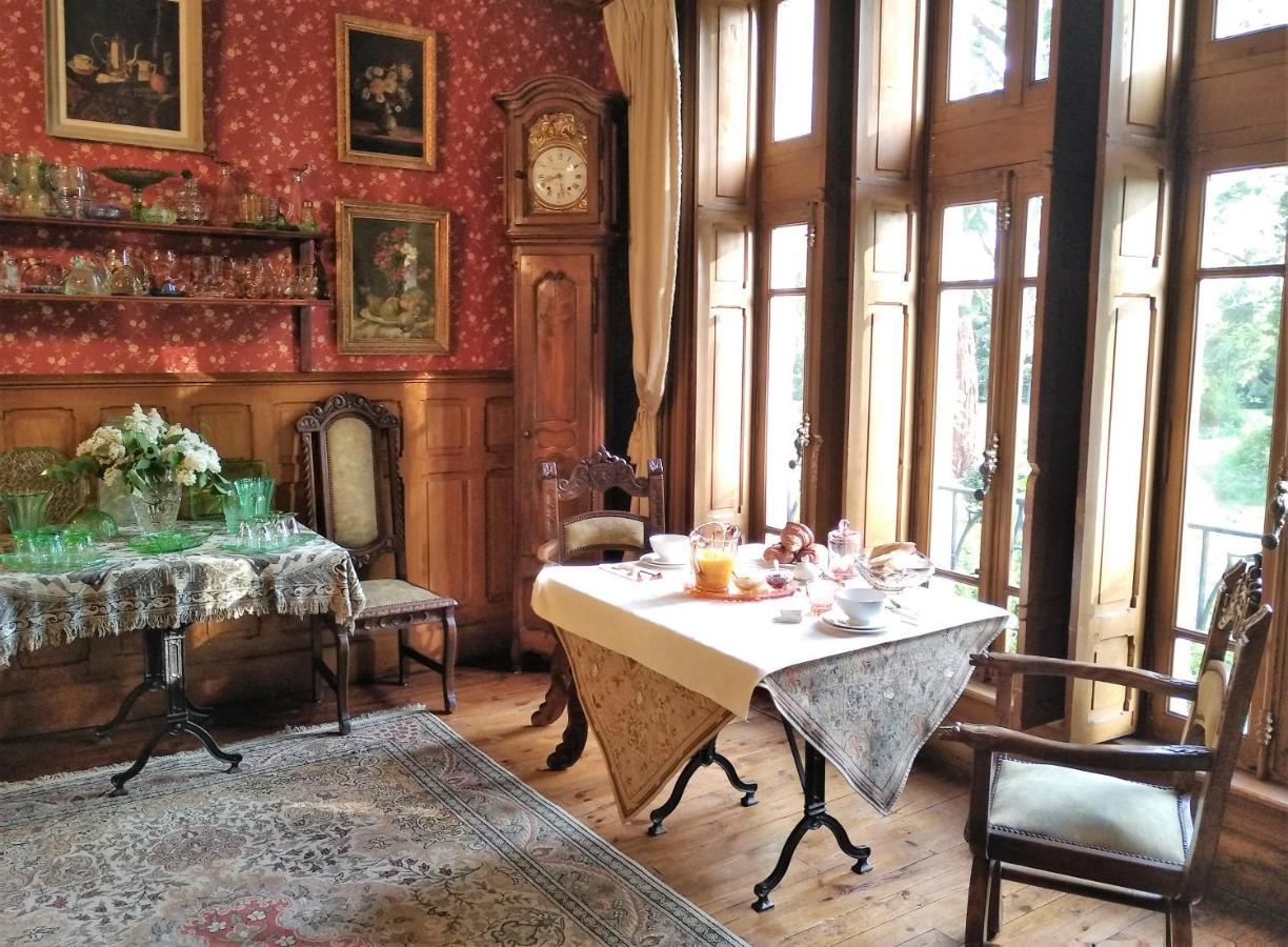 Chateau De La Vernede, La Grande Vernede Saint-Rémy-de-Chargnat 外观 照片