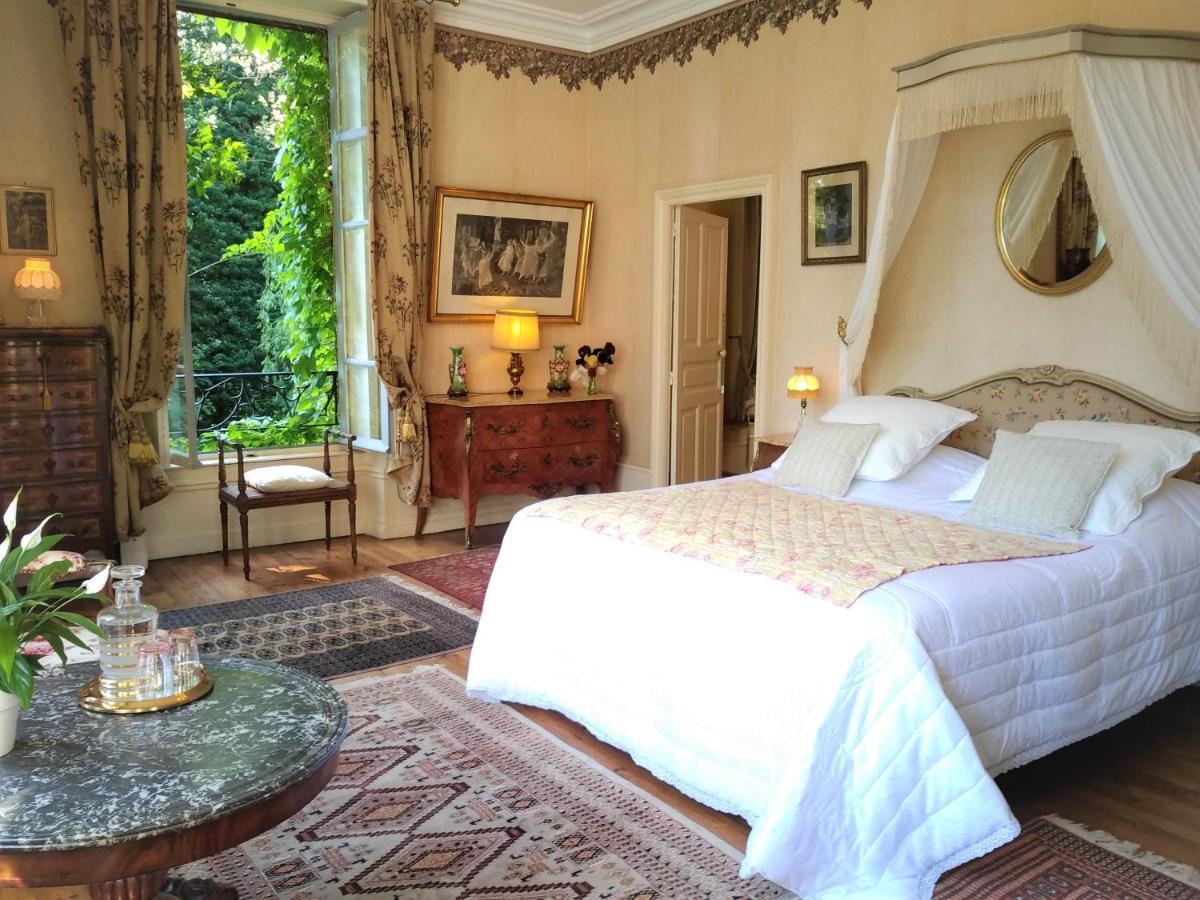 Chateau De La Vernede, La Grande Vernede Saint-Rémy-de-Chargnat 外观 照片